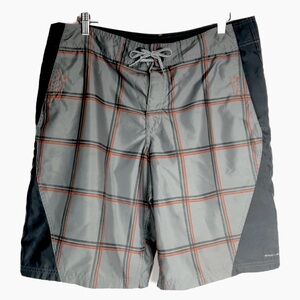 Men’s Columbia Omni-Shade Plaid Bermuda Shorts Sz 36